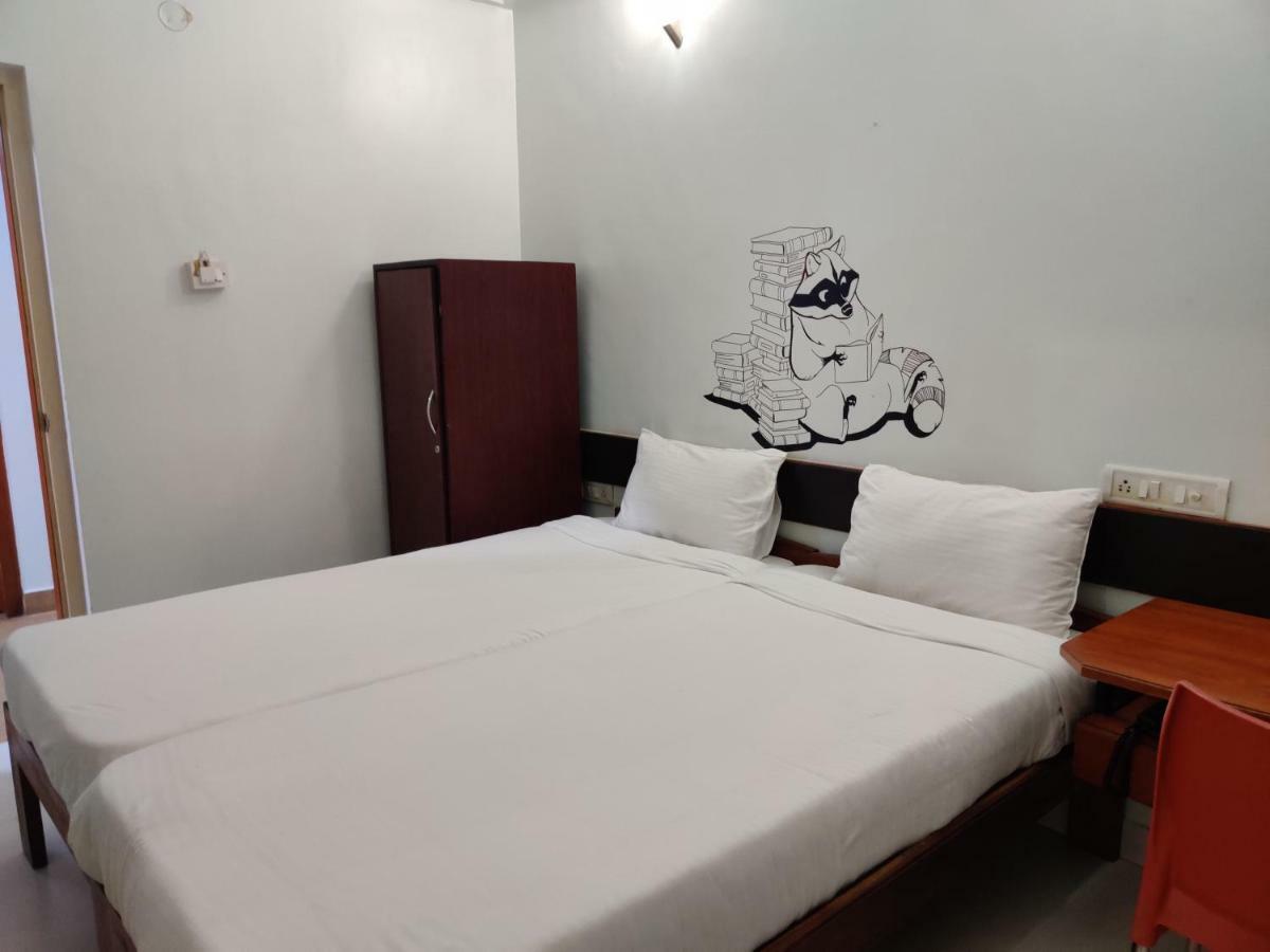 Raccoon Rooms Mysore Buitenkant foto